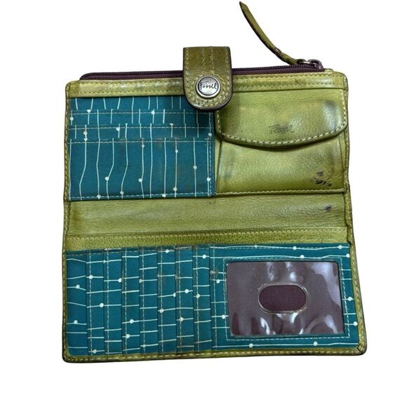 Ladies Fossil Green Leather Bifold Wallet - Picture 2 of 13